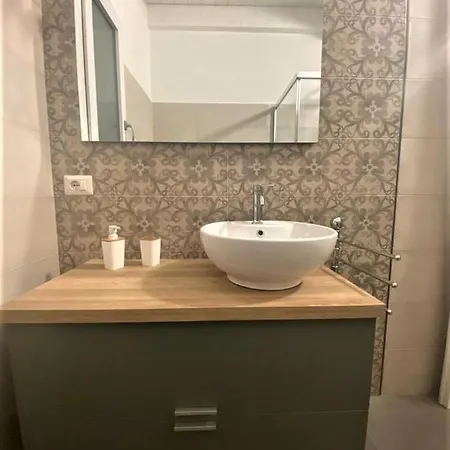 Rossini Penthouse شقة كالياري